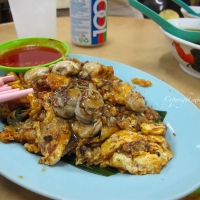 Succulent 'Or Chien' at Bee Hooi Food Court | Penang